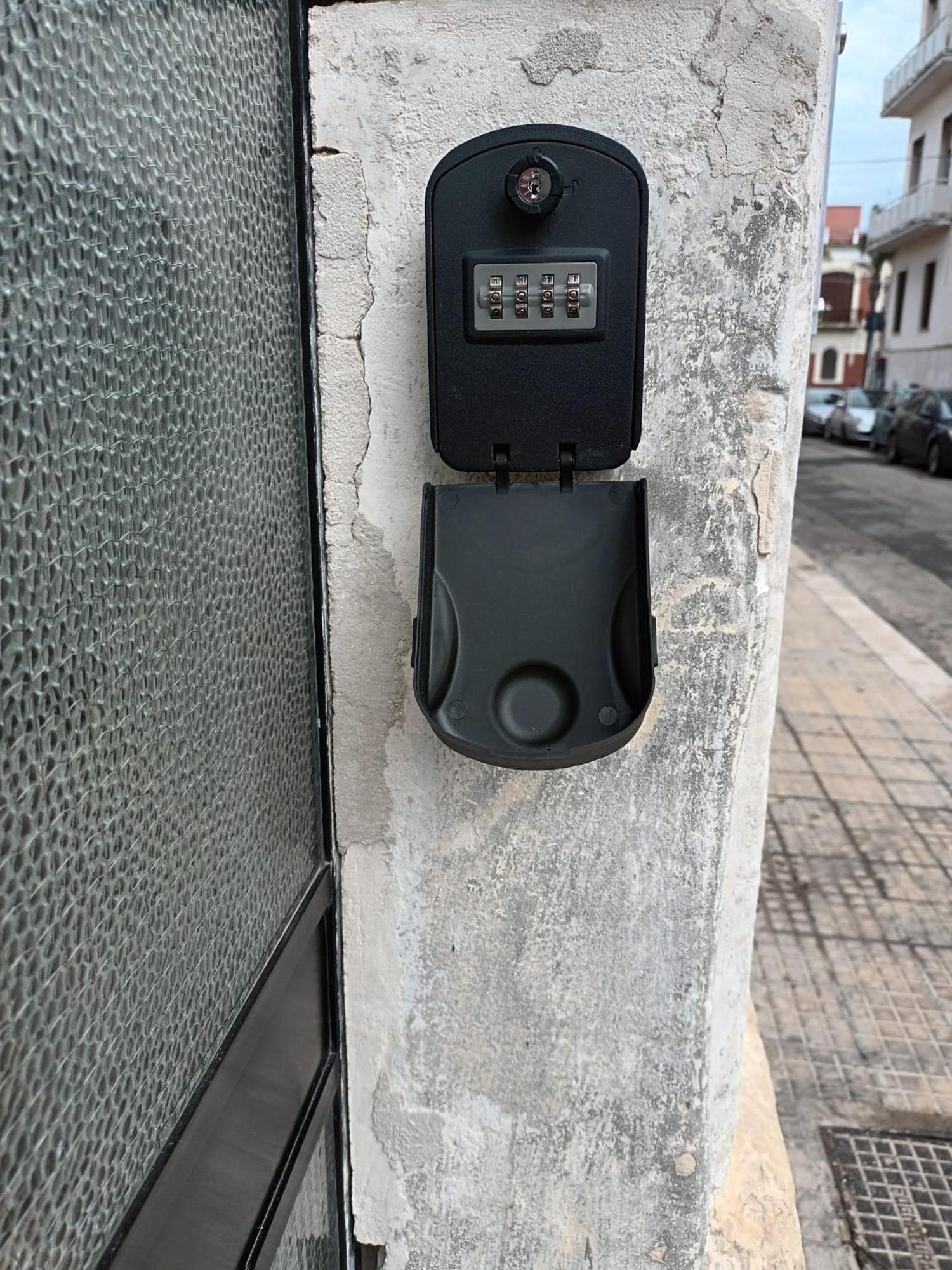 Casa Di Max Apartment Brindisi Bagian luar foto